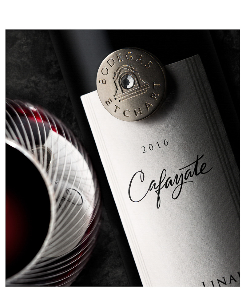 Fotografía de producto — packaging premium